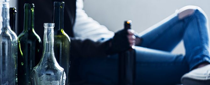 signs and symptoms of alcohol addictions